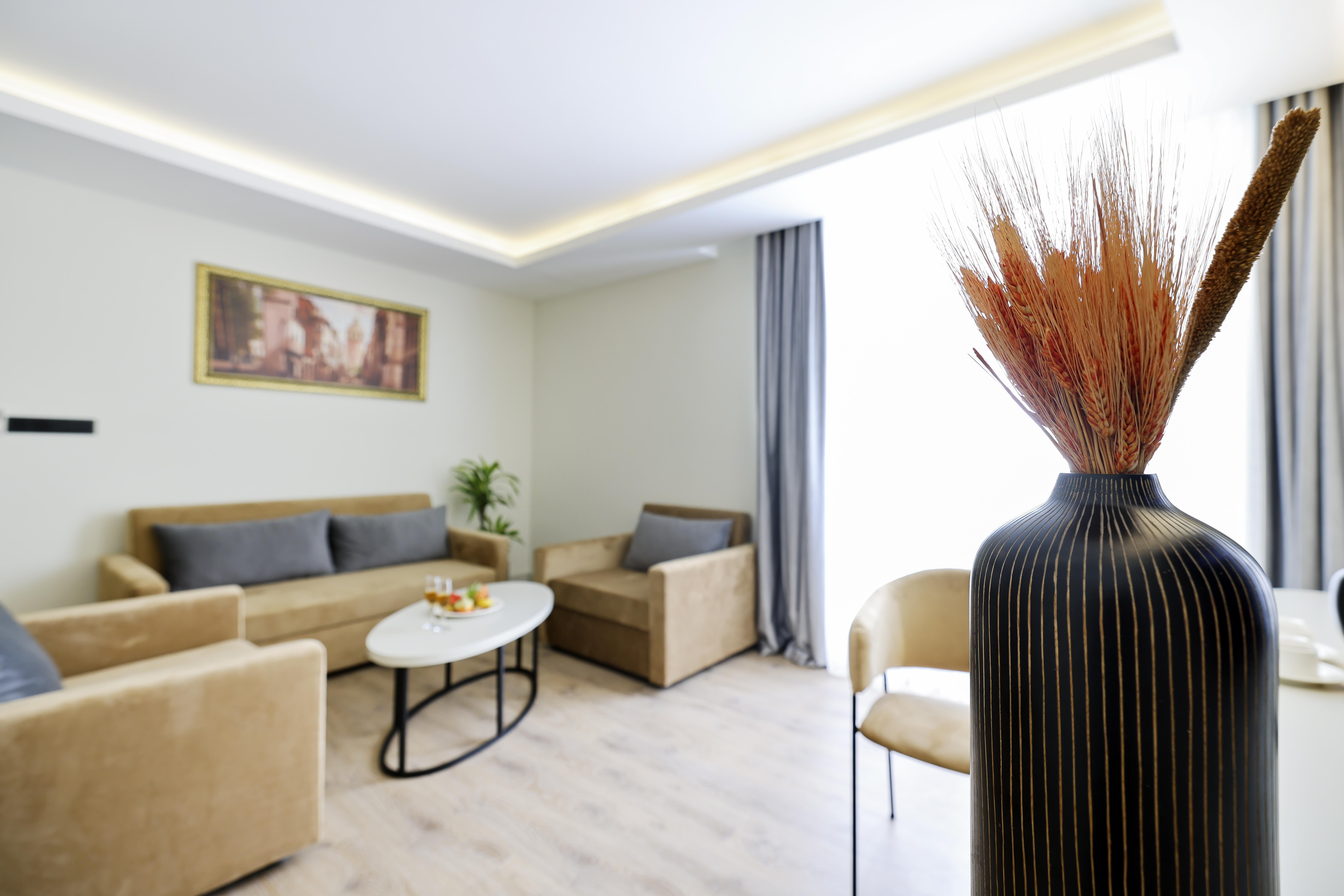 Orka Taksim Suites & Hotel Estambul Exterior foto
