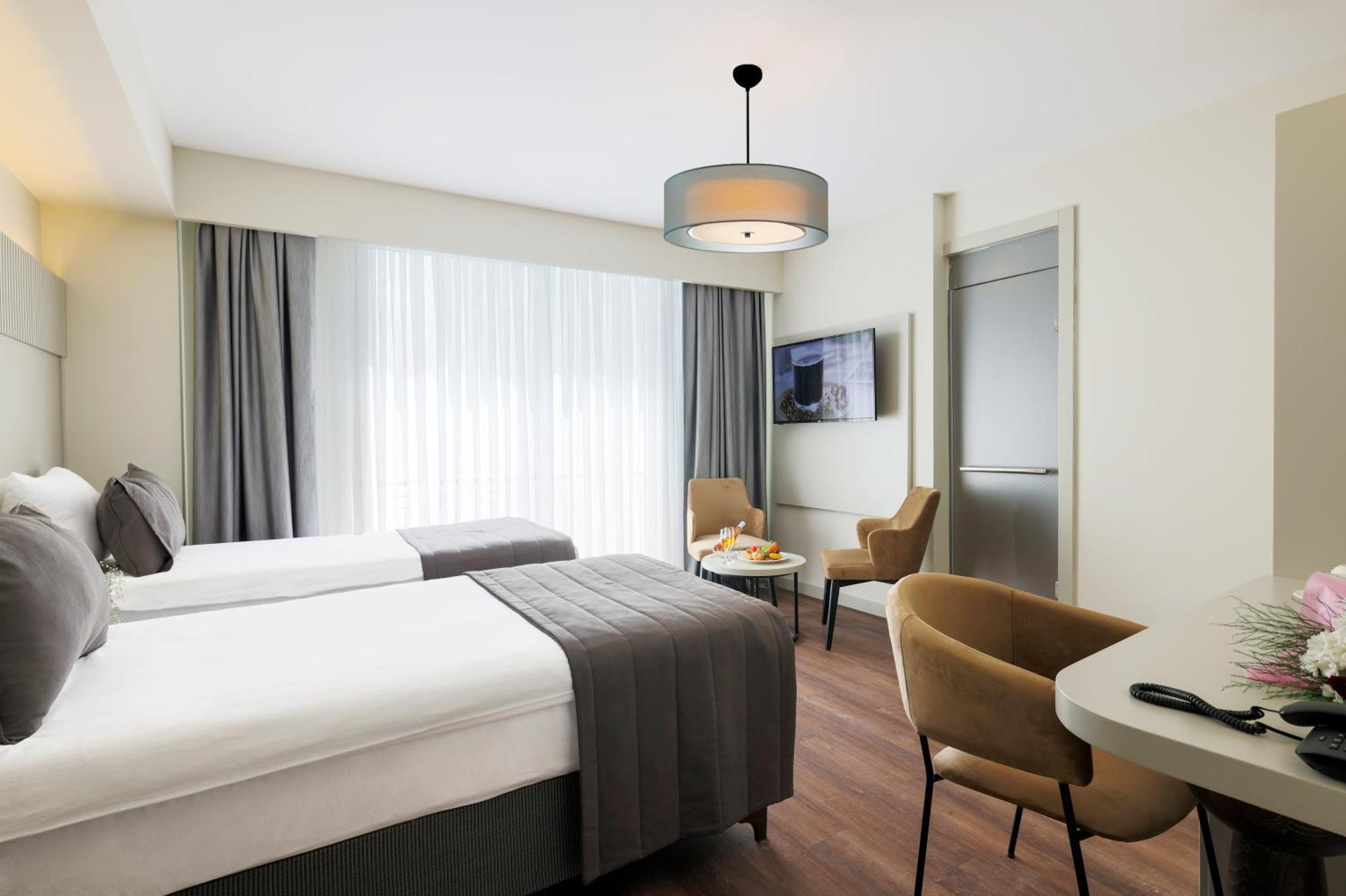 Orka Taksim Suites & Hotel Estambul Exterior foto