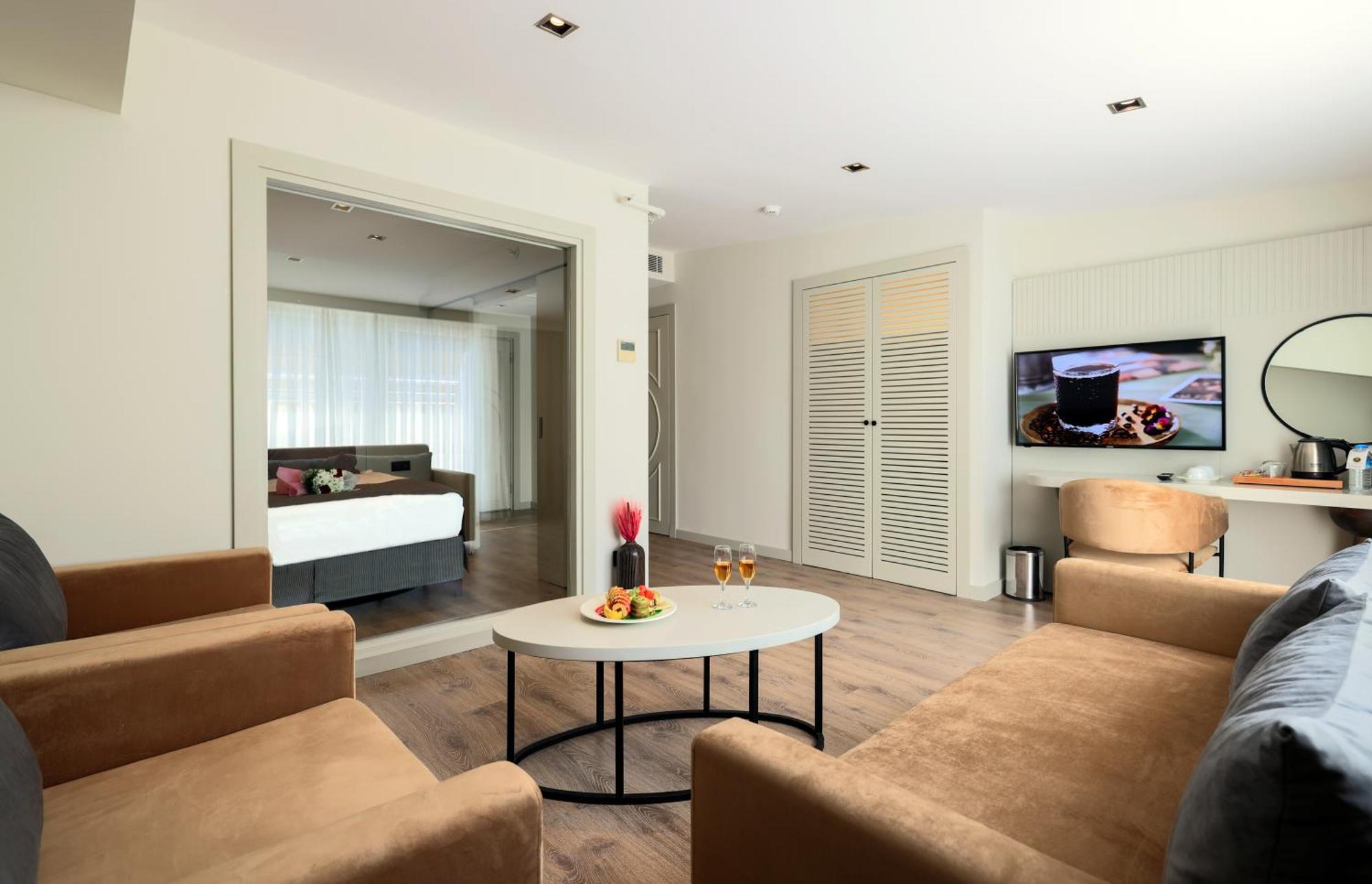 Orka Taksim Suites & Hotel Estambul Exterior foto