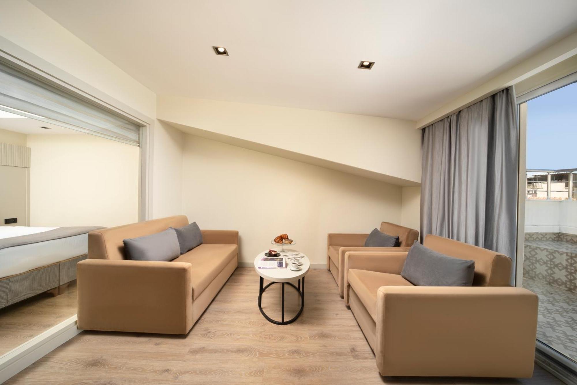 Orka Taksim Suites & Hotel Estambul Exterior foto