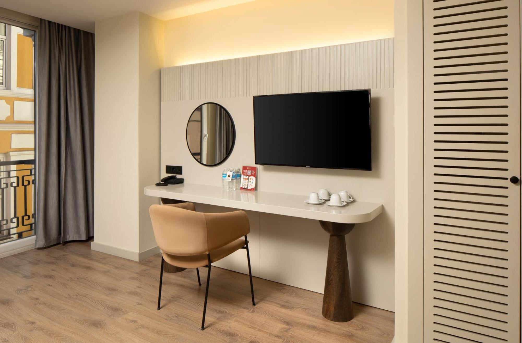 Orka Taksim Suites & Hotel Estambul Exterior foto
