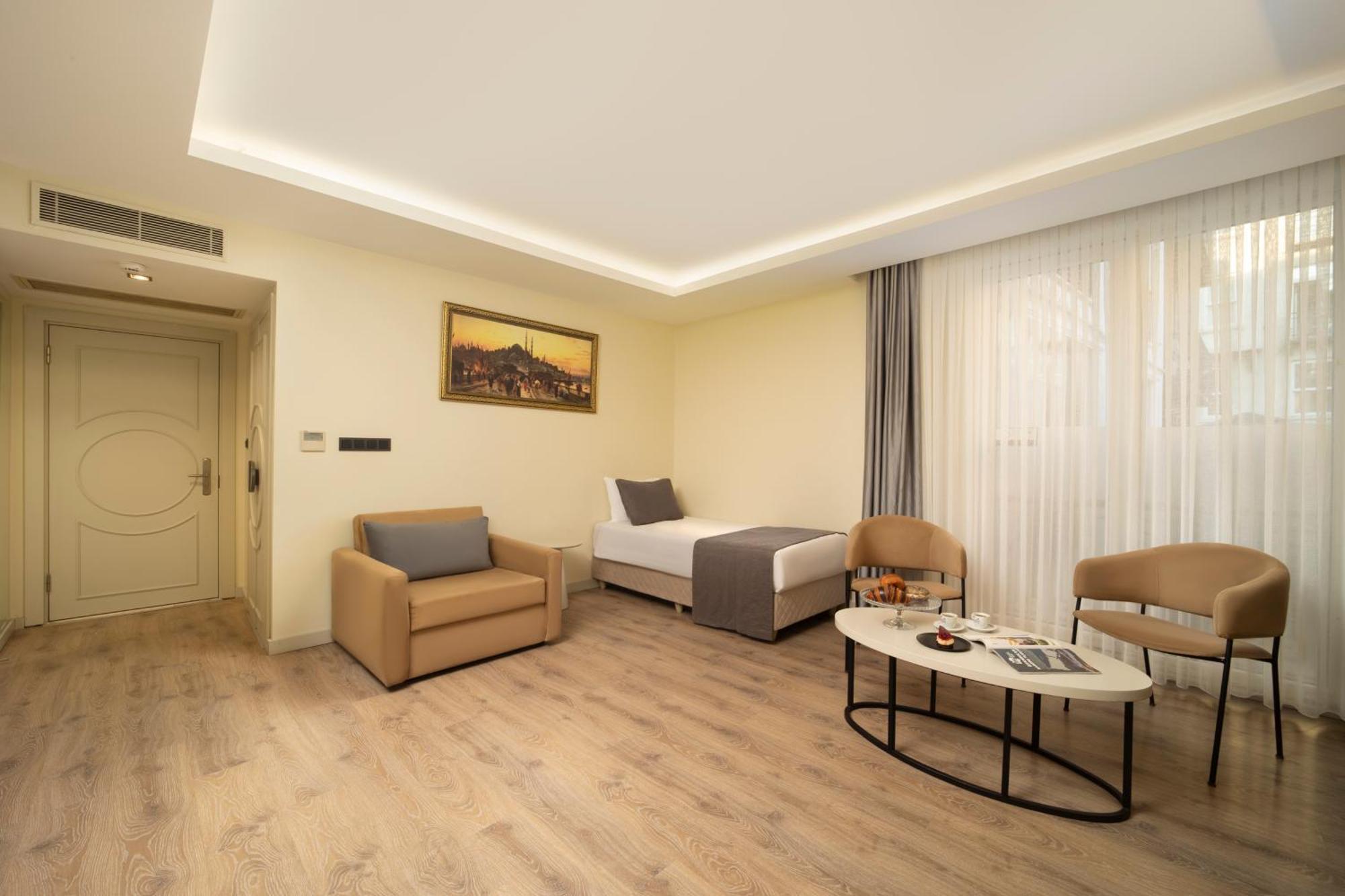 Orka Taksim Suites & Hotel Estambul Exterior foto
