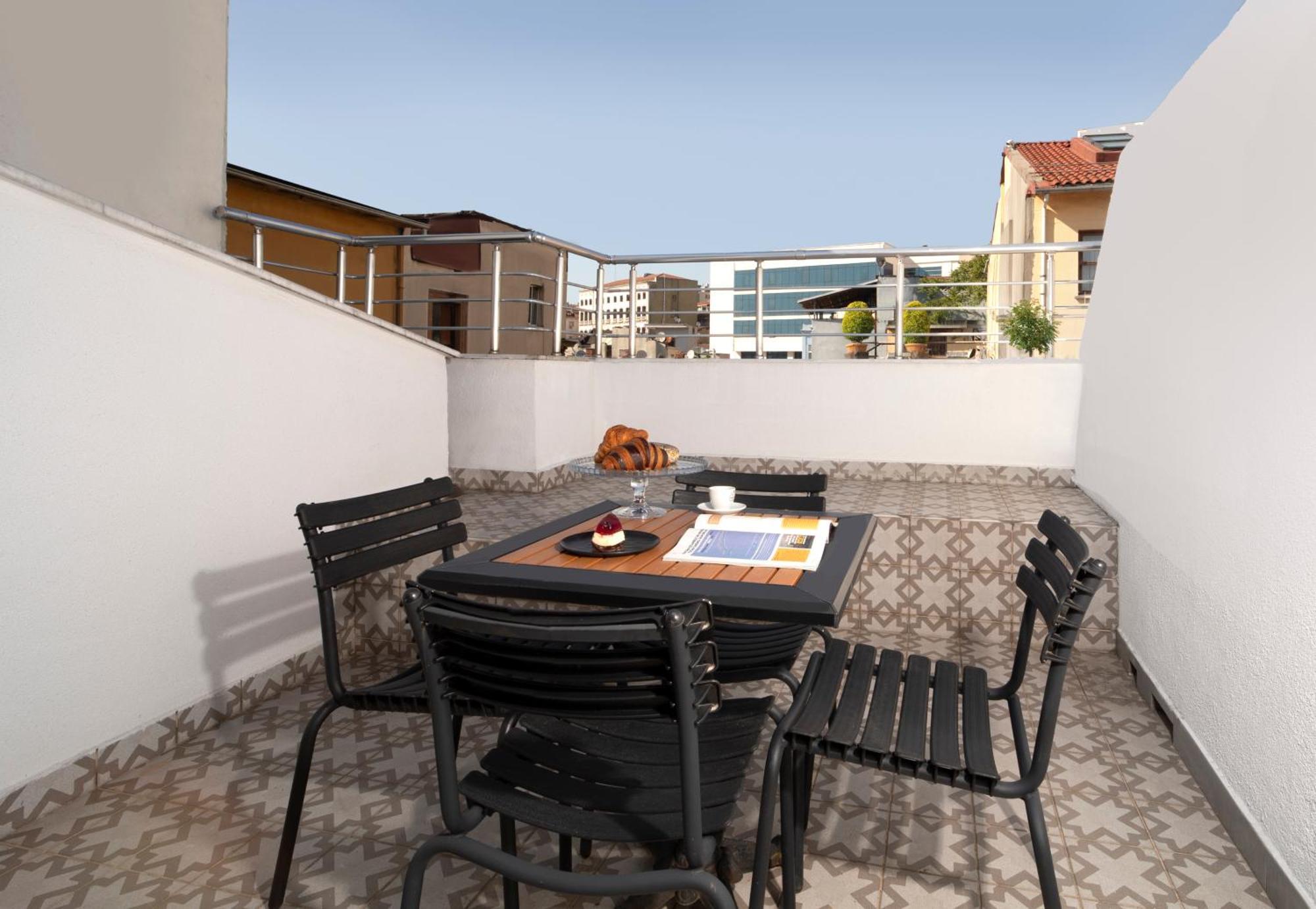 Orka Taksim Suites & Hotel Estambul Exterior foto
