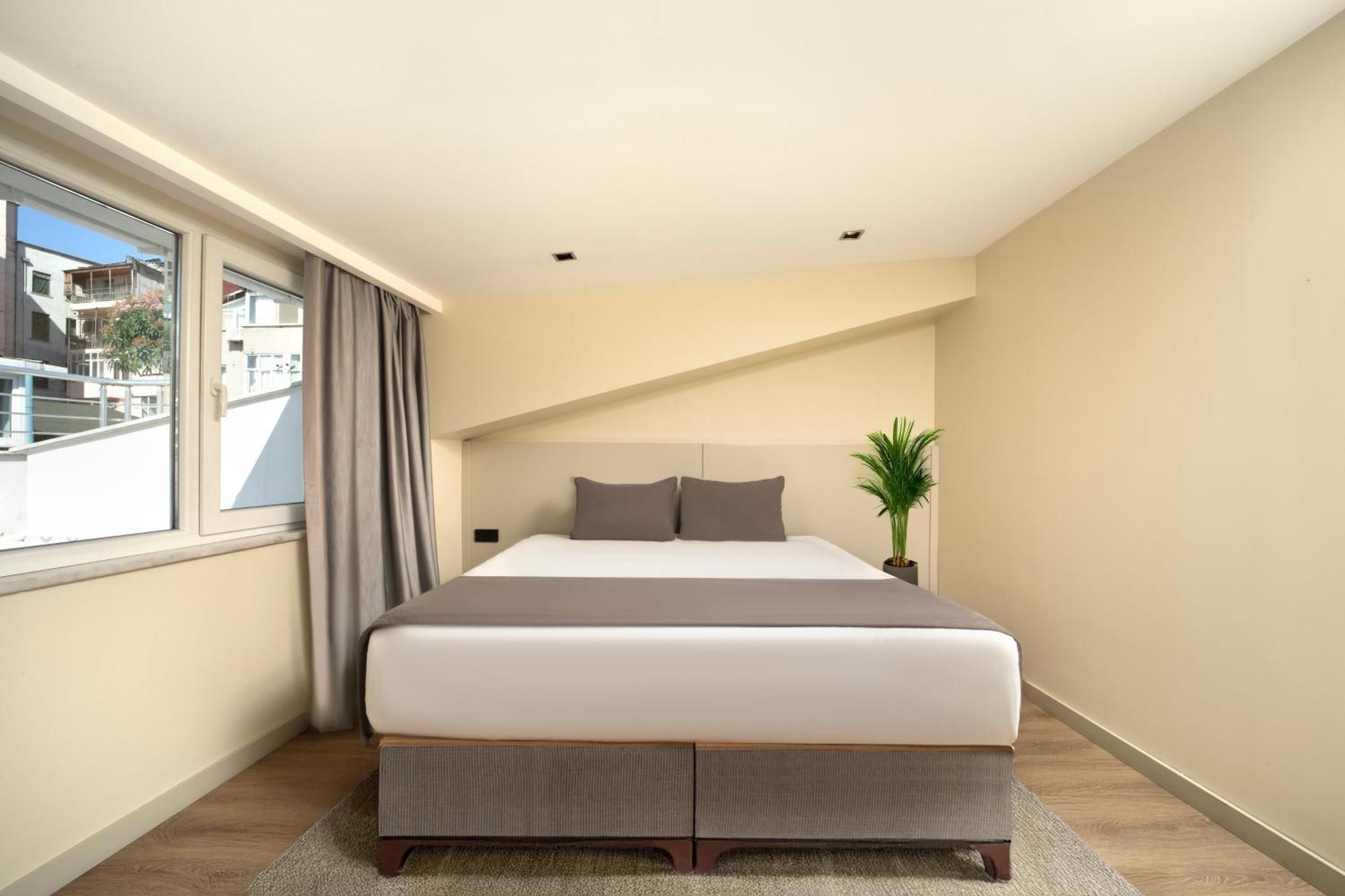 Orka Taksim Suites & Hotel Estambul Exterior foto