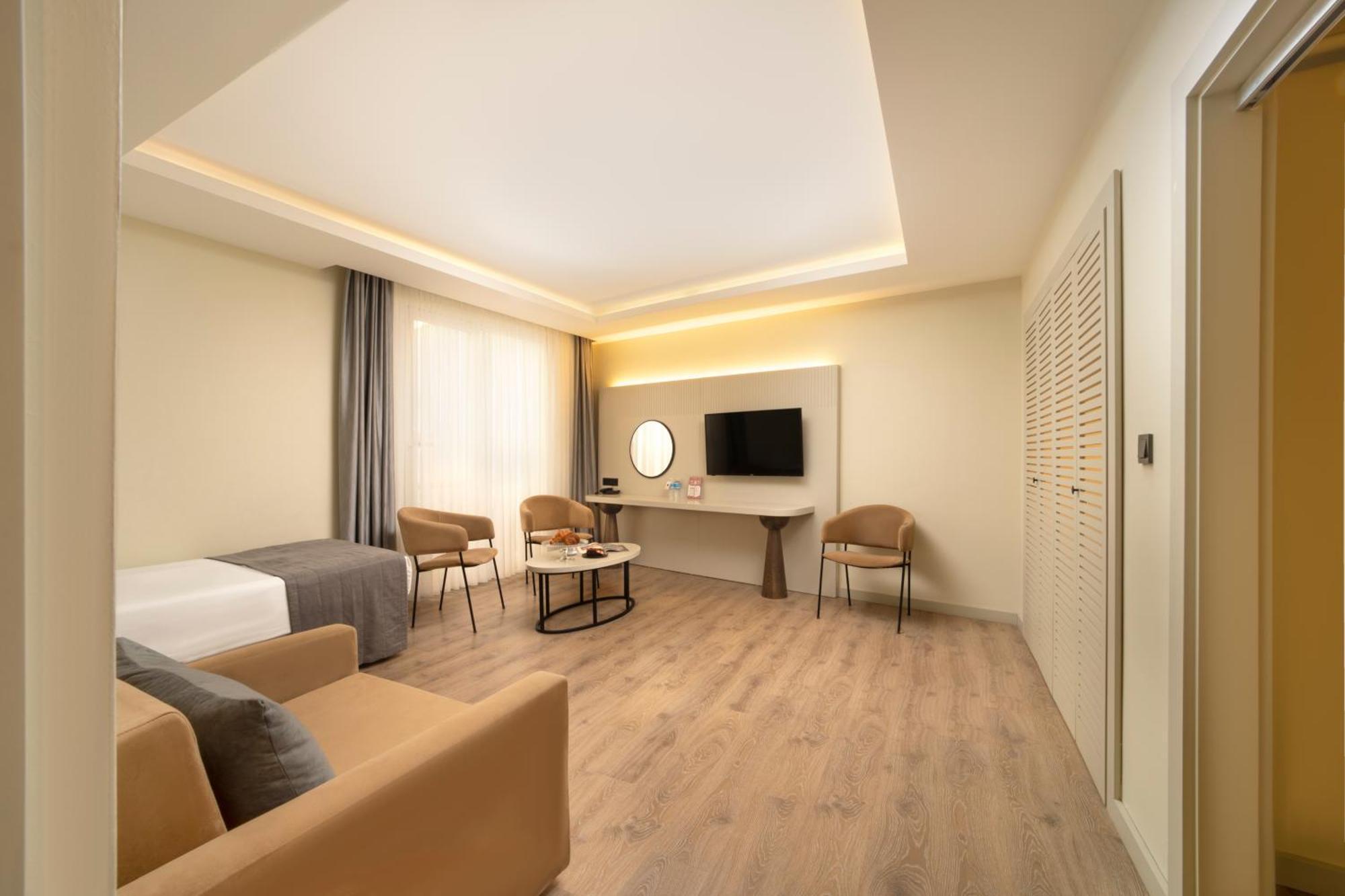 Orka Taksim Suites & Hotel Estambul Exterior foto